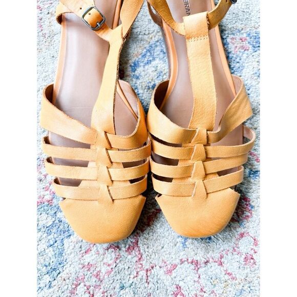 Lucky Brand Leather Sandals - Picture 3 of 7